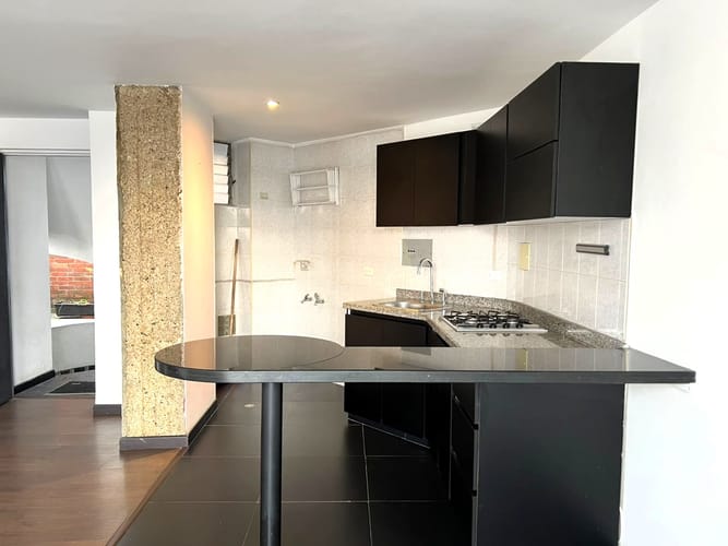Apartamento de 1 alcoba en venta en La Macarena, Bogotá, 54 m² · foto 3 de 11