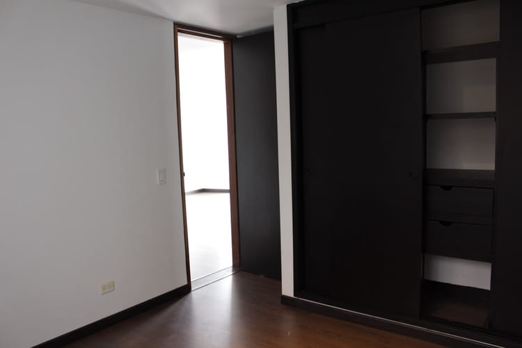 Apartamento de 1 alcoba en venta en La Macarena, Bogotá, 54 m² · foto 7 de 11