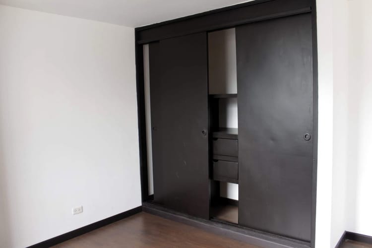 Apartamento de 1 alcoba en venta en La Macarena, Bogotá, 54 m² · foto 9 de 11