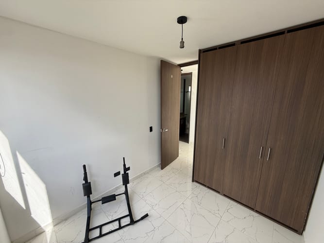 Apartamento de 3 alcobas en venta en Ub Alicante, Mosquera, 87 m² · foto 8 de 13