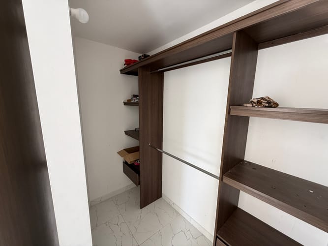 Apartamento de 3 alcobas en venta en Ub Alicante, Mosquera, 87 m² · foto 12 de 13