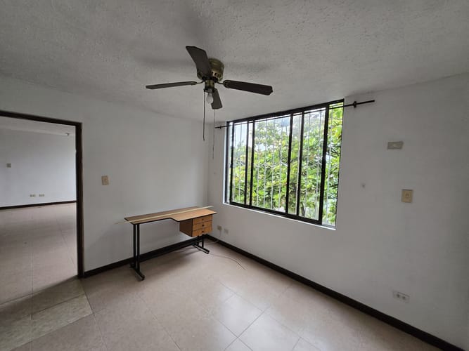 Apartamento de 5 alcobas en arriendo en El Gran Limonar, Cali, 180 m² · foto 14 de 19