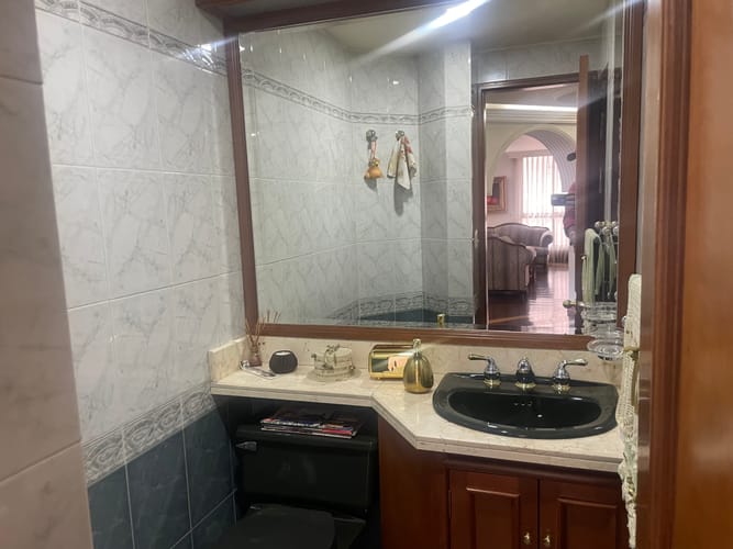 Apartamento de 4 alcobas en venta en Chico Norte, Bogotá, 250 m² · foto 5 de 24