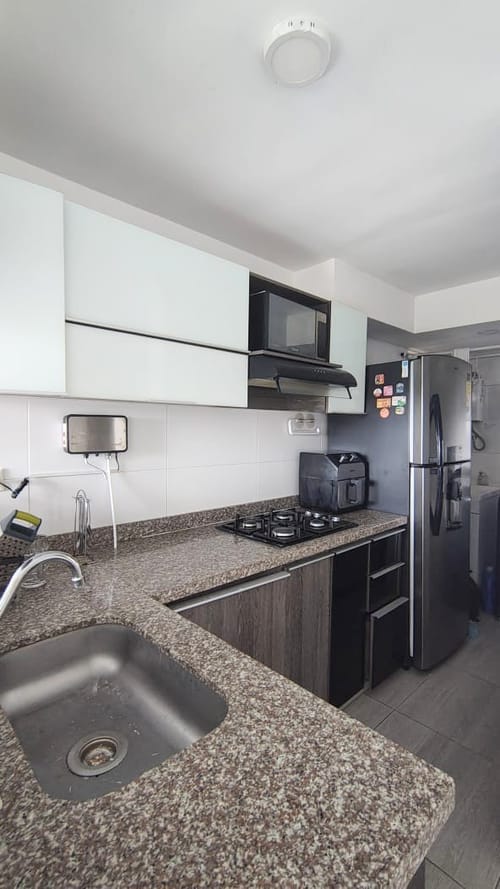 Apartamento de 3 alcobas en venta en Cañaveral, Floridablanca, 76 m² · foto 3 de 5