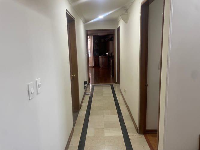 Apartamento de 4 alcobas en venta en Chico Norte, Bogotá, 250 m² · foto 10 de 24