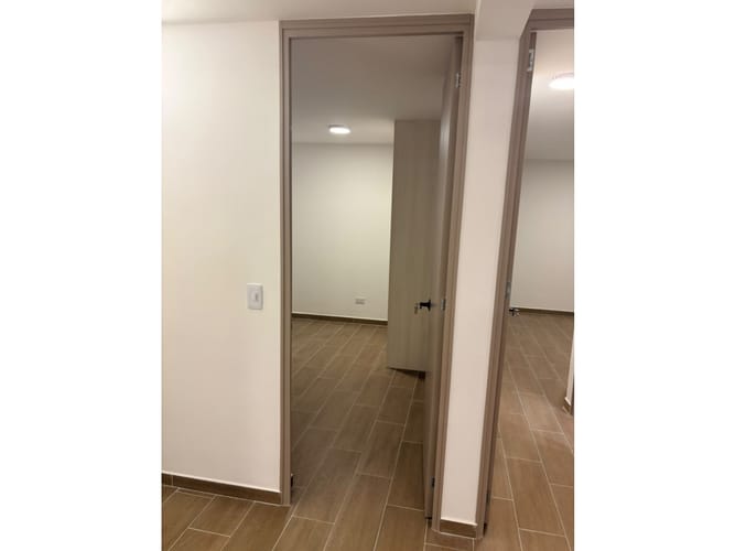 Apartamento de 2 alcobas en arriendo en Loma De San Jose, Sabaneta, 54 m² · foto 9 de 21