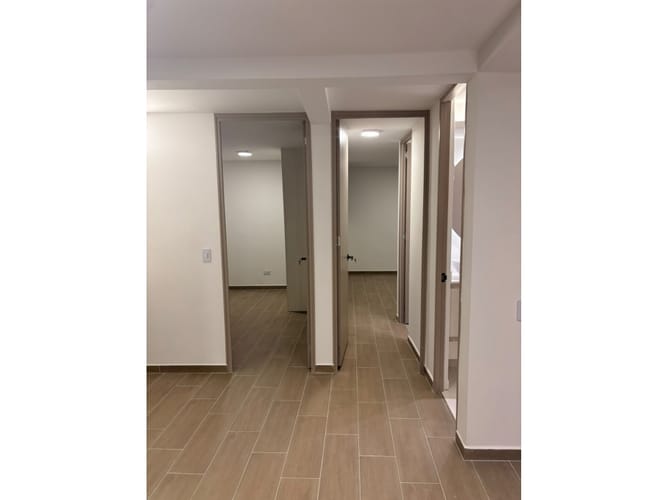Apartamento de 2 alcobas en arriendo en Loma De San Jose, Sabaneta, 54 m² · foto 14 de 21