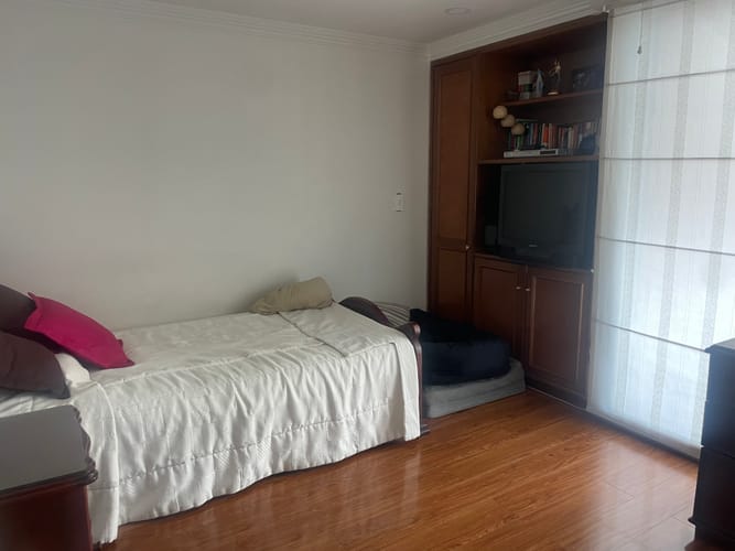 Apartamento de 4 alcobas en venta en Chico Norte, Bogotá, 250 m² · foto 19 de 24