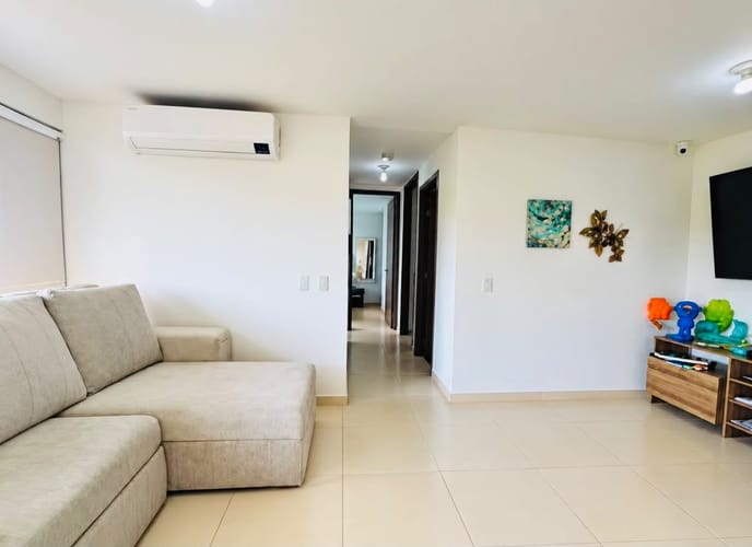 Apartamento de 3 alcobas en venta en Cañaveral, Floridablanca, 80 m² · foto 3 de 9