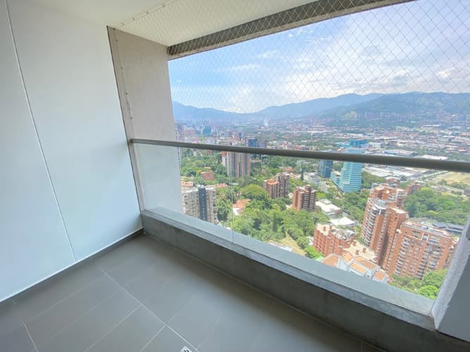 Apartamento de 3 alcobas en arriendo en Castropol, Medellín, 110 m² · foto 18 de 18