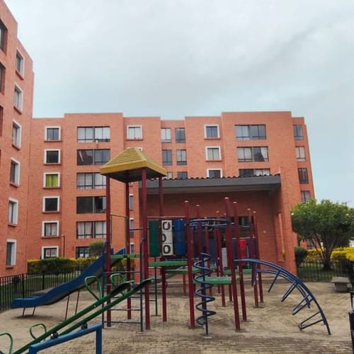Apartamento de 3 alcobas en venta en Camilo Torres Et. Ii, Soacha, 50 m² · foto 21 de 24