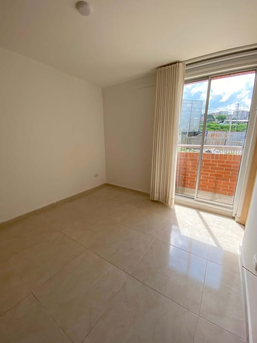 Apartamento de 3 alcobas en arriendo en Picaleña Y Mirolindo, Ibagué, 80 m² · foto 10 de 24