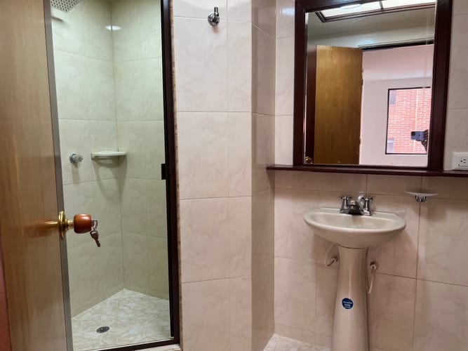 Apartamento de 2 alcobas en venta en Chapinero, Bogotá, 64 m² · foto 19 de 20