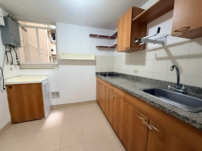Apartamento de 3 alcobas en venta en Villas Del Mediterraneo, Bogotá, 58 m² · foto 2 de 23