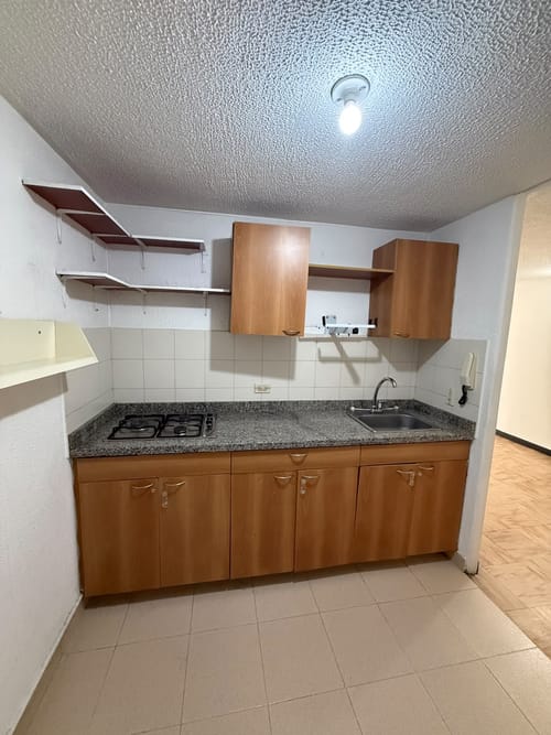 Apartamento de 3 alcobas en venta en Villas Del Mediterraneo, Bogotá, 58 m² · foto 3 de 23