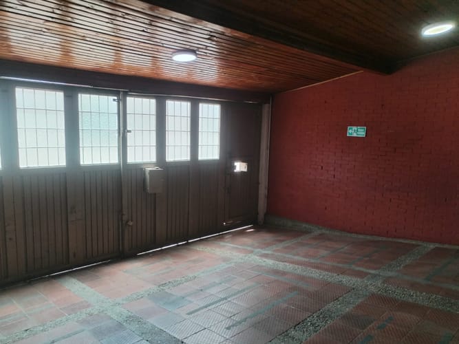 Casa de 5 alcobas en arriendo en Ciudad Quirigua, Bogotá, 252 m² · foto 3 de 24