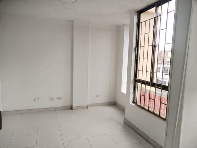 Casa de 5 alcobas en arriendo en Ciudad Quirigua, Bogotá, 252 m² · foto 11 de 24
