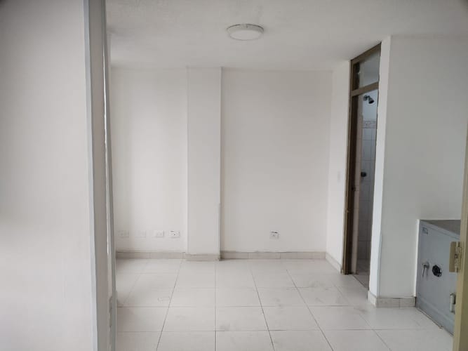Casa de 5 alcobas en arriendo en Ciudad Quirigua, Bogotá, 252 m² · foto 13 de 24