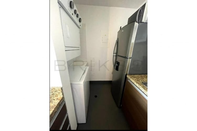 Apartamento de 1 alcoba en venta en San Patricio, Bogotá, 50 m² · foto 9 de 14