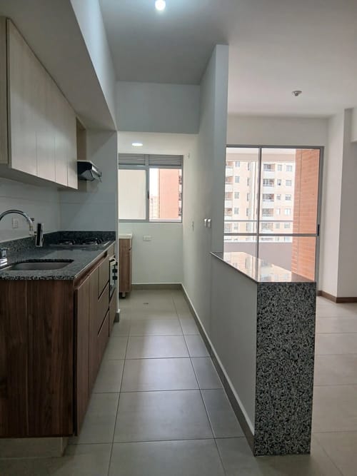 Apartamento de 3 alcobas en arriendo en Santa Ana, Bello, 72 m² · foto 4 de 10