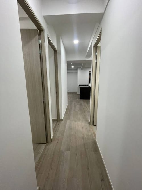 Apartamento de 3 alcobas en arriendo en Ciudad Del Río, Medellín, 79 m² · foto 13 de 17