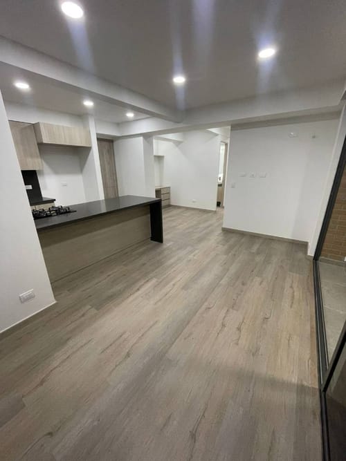 Apartamento de 3 alcobas en arriendo en Ciudad Del Río, Medellín, 79 m² · foto 15 de 17