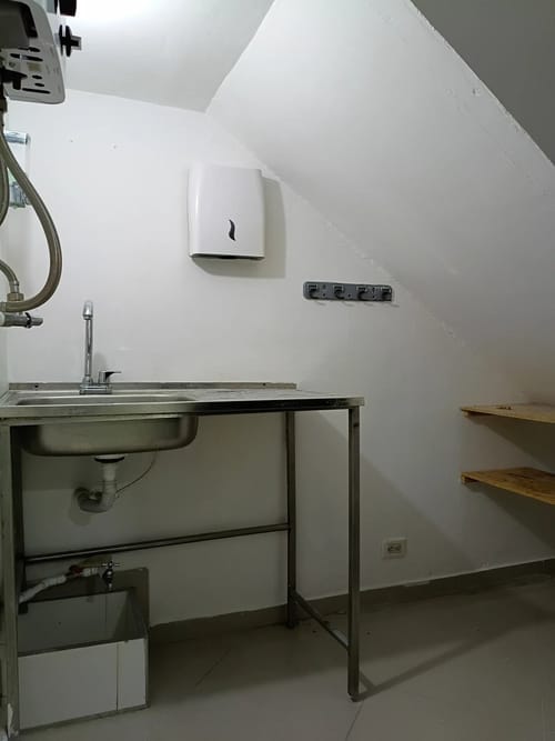 Local en arriendo en Estadio, Medellín, 48 m² · foto 5 de 8