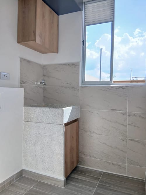 Apartamento de 2 alcobas en arriendo en Bello, 50 m² · foto 5 de 10