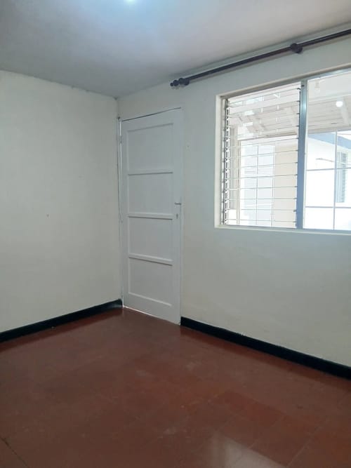 Casa de 4 alcobas en arriendo en Conquistadores, Medellín, 200 m² · foto 9 de 10