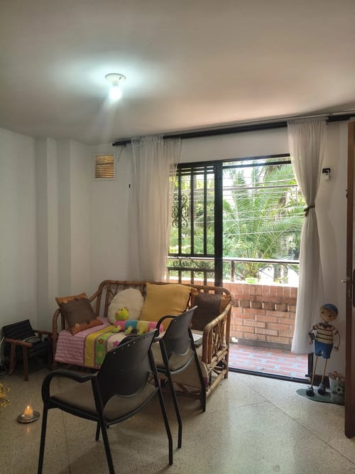 Apartamento de 1 alcoba en arriendo en La Floresta, Medellín, 35 m² · foto 2 de 10