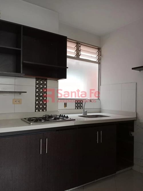 Apartamento de 3 alcobas en arriendo en Sucre, Medellín, 90 m² · foto 3 de 10