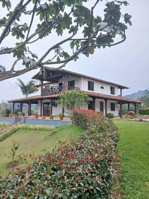 Finca en arriendo en La Pastorcita, Guarne, 350 m² · foto 2 de 10