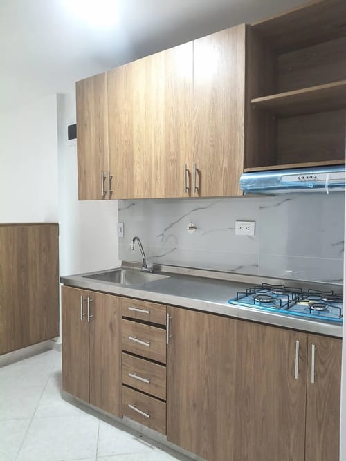 Apartamento de 3 alcobas en arriendo en Los Alcazares, Medellín, 58 m² · foto 5 de 10