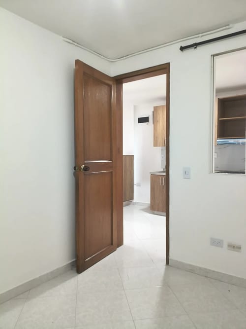 Apartamento de 3 alcobas en arriendo en Los Alcazares, Medellín, 58 m² · foto 9 de 10