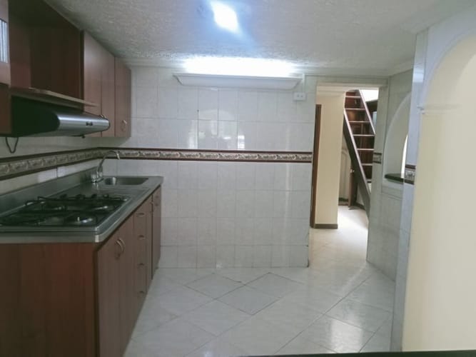 Casa de 3 alcobas en arriendo en San Pablo Guayabal, Medellín, 65 m² · foto 2 de 15