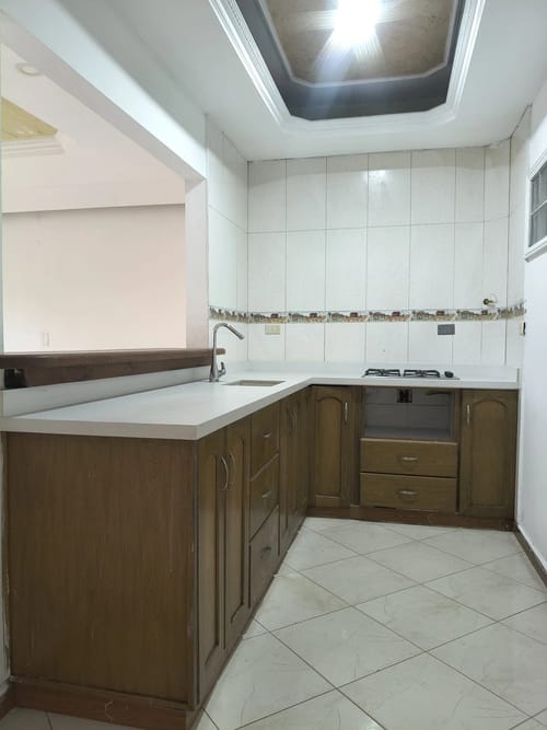 Casa de 3 alcobas en arriendo en Los Alcazares, Medellín, 104 m² · foto 4 de 10