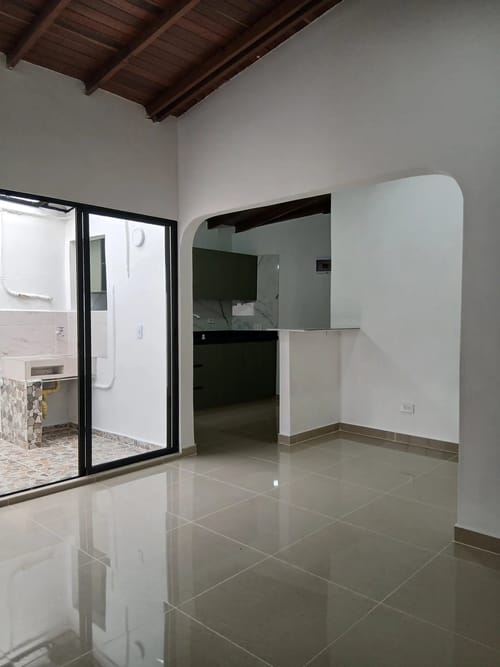 Apartamento de 3 alcobas en arriendo en Belén, Medellín, 55 m² · foto 3 de 10
