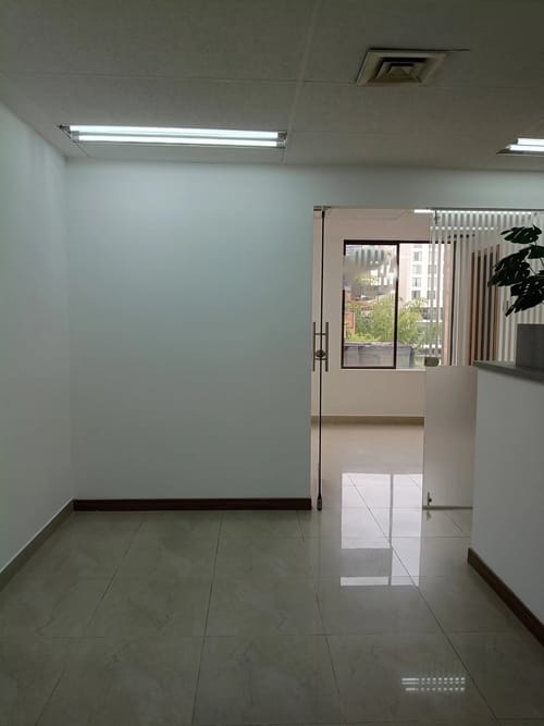Oficina en arriendo en La Florida, Medellín, 34 m² · foto 8 de 9