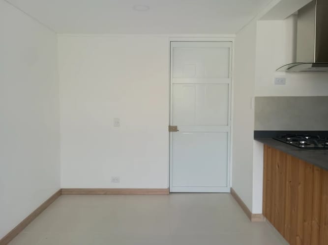 Apartamento de 3 alcobas en arriendo en Robledo, Medellín, 48 m² · foto 3 de 10
