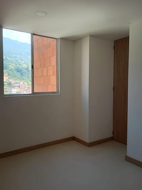 Apartamento de 3 alcobas en arriendo en Robledo, Medellín, 48 m² · foto 10 de 10