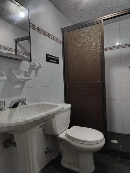Oficina en arriendo en La Candelaria, Medellín, 65 m² · foto 9 de 10
