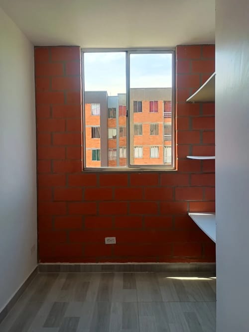 Apartamento de 3 alcobas en arriendo en Aures No.1, Medellín, 40 m² · foto 10 de 10