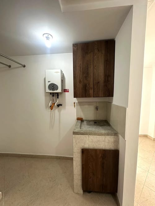 Apartamento de 3 alcobas en arriendo en Portal Norte, Envigado, 82 m² · foto 7 de 10