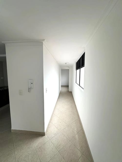 Apartamento de 3 alcobas en arriendo en Portal Norte, Envigado, 82 m² · foto 8 de 10