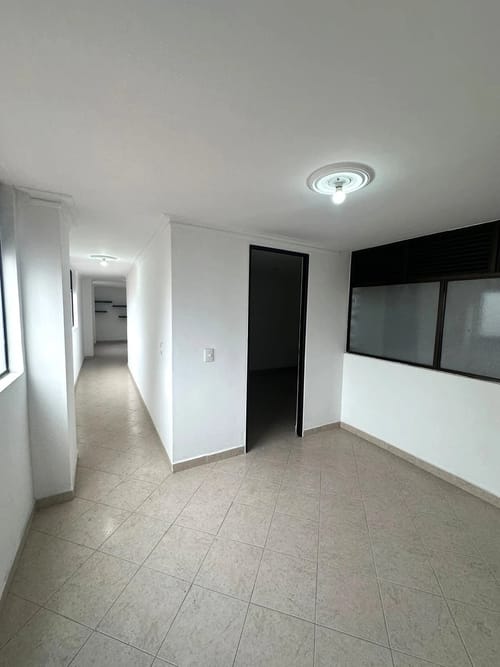 Apartamento de 3 alcobas en arriendo en Portal Norte, Envigado, 82 m² · foto 9 de 10