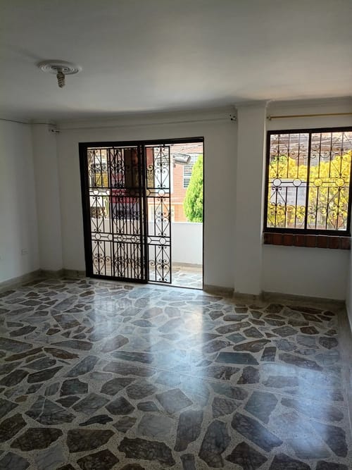Apartamento de 1 alcoba en arriendo en Cristobal, Medellín, 48 m² · foto 2 de 9