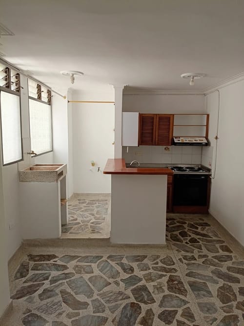 Apartamento de 1 alcoba en arriendo en Cristobal, Medellín, 48 m² · foto 3 de 9