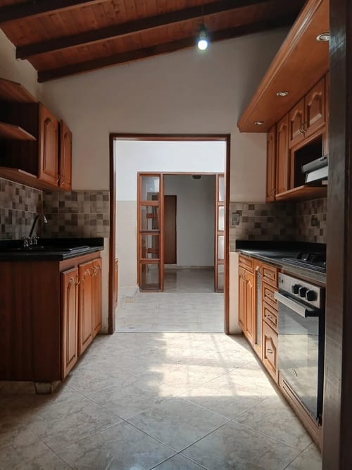Apartamento de 3 alcobas en arriendo en Cristobal, Medellín, 170 m² · foto 7 de 10
