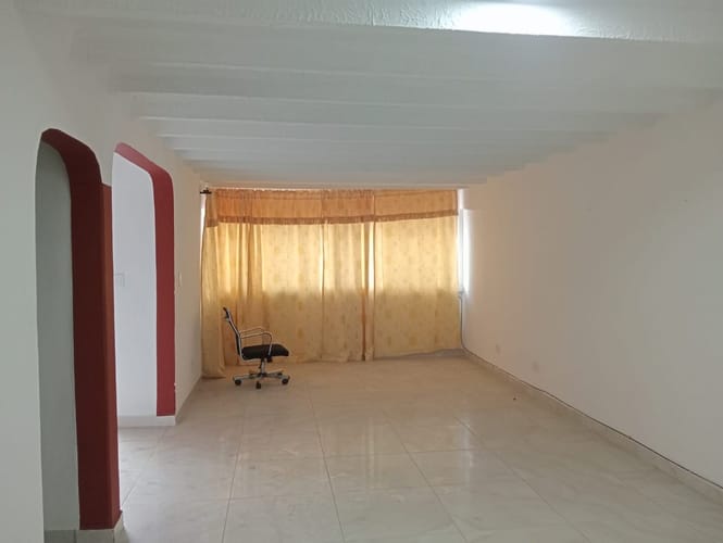 Casa de 5 alcobas en arriendo en Urbanizacion La Merced, Cali, 225 m² · foto 9 de 24