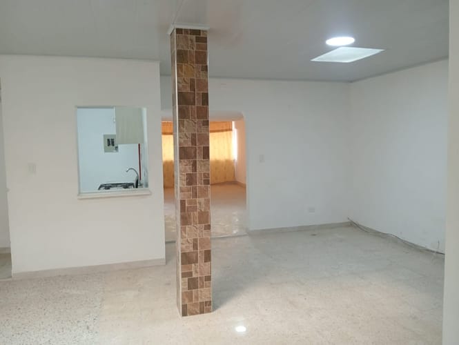 Casa de 5 alcobas en arriendo en Urbanizacion La Merced, Cali, 225 m² · foto 16 de 24